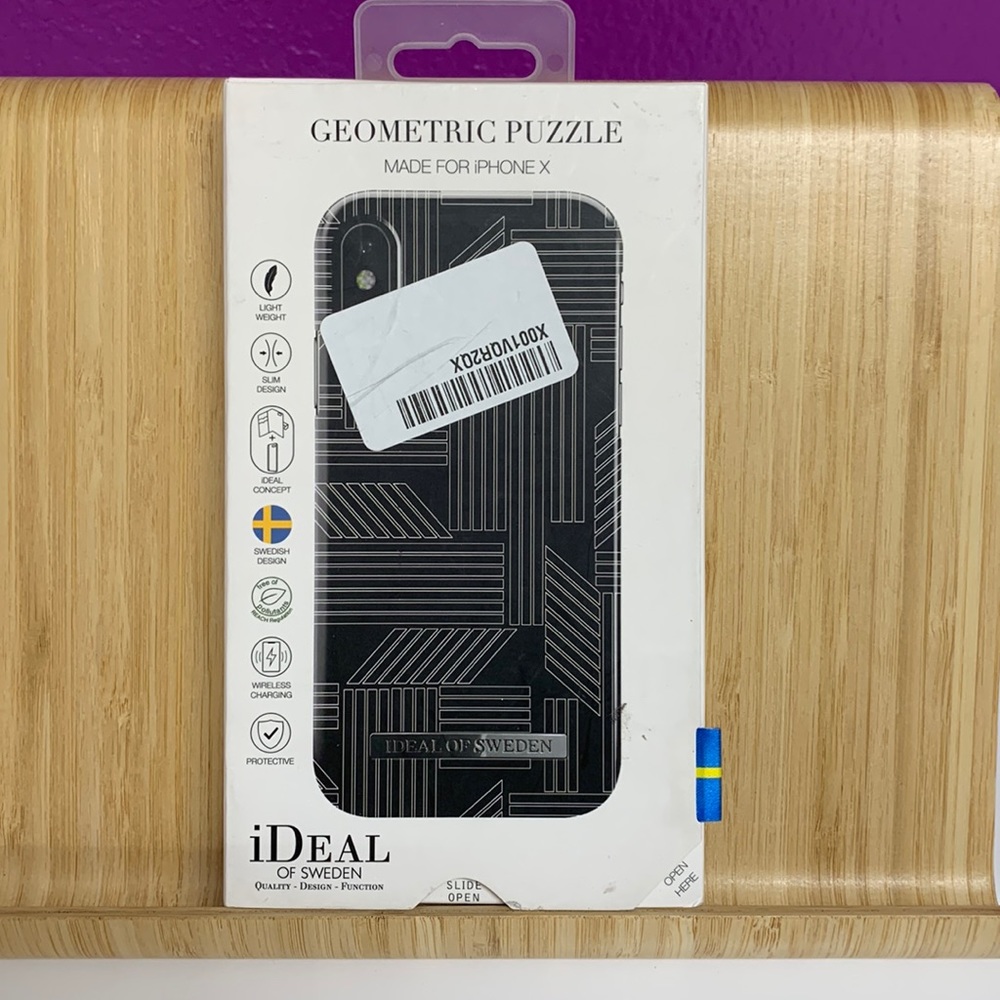 Ideal of Sweden Iphone X case New in open box Geometric pattern black and white